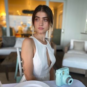 Meet your Posher, Doris